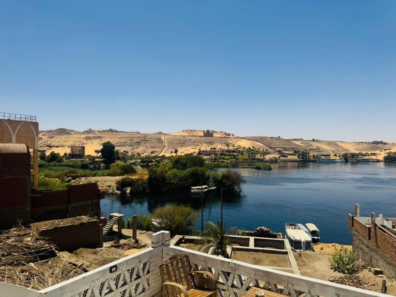 Seko Kato Nile View Hostel Aswan Exterior photo