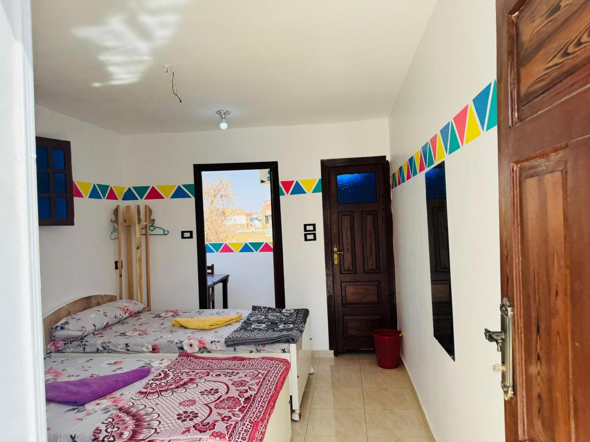Seko Kato Nile View Hostel Aswan Exterior photo